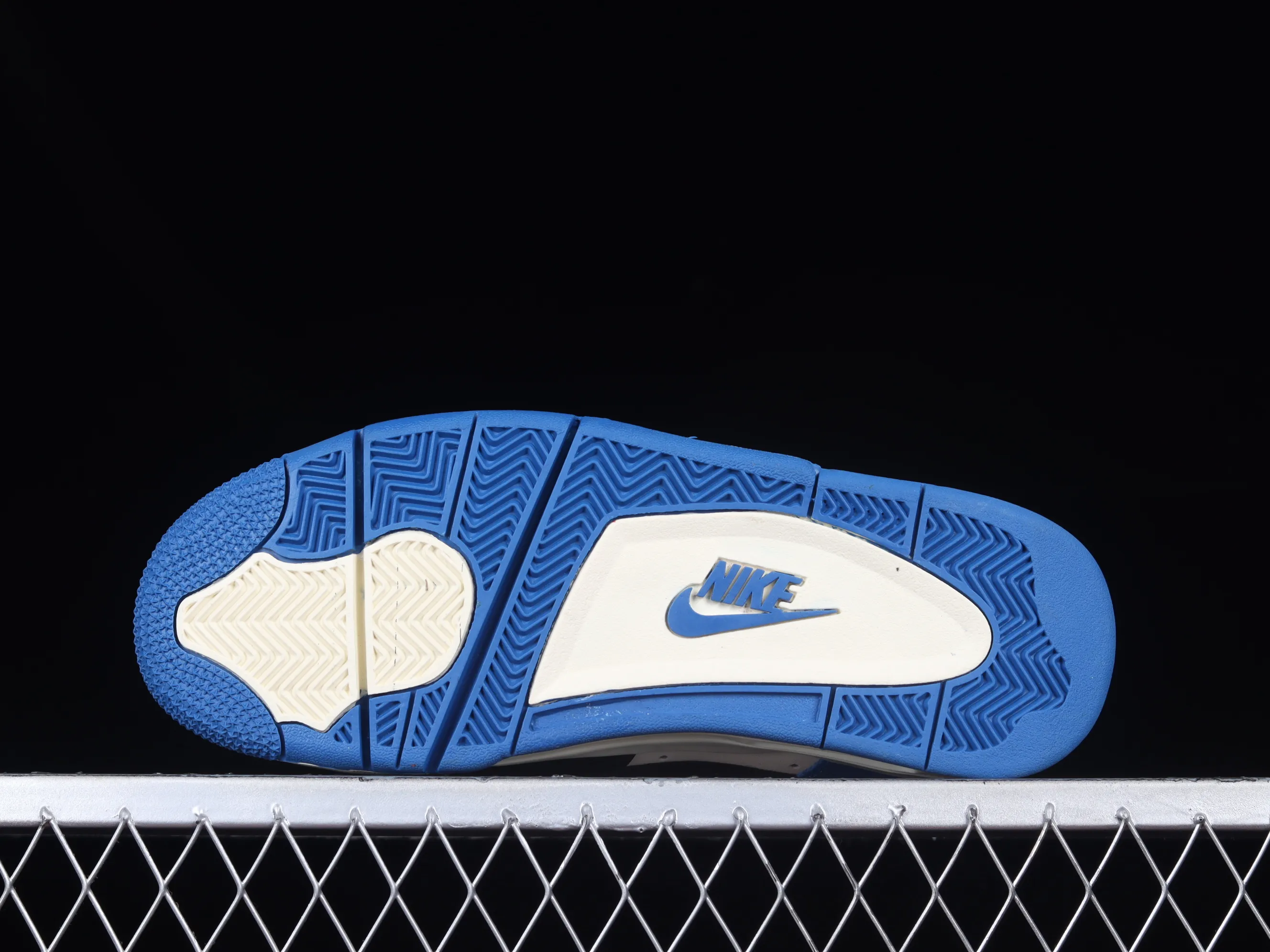 All categories Air Jordan Jordan series basketball shoes Air Jordan 4 cost-effective version Air Jordan 4 Retro AJ4 Joe 4 low-top basketball shoes ZG9168-004